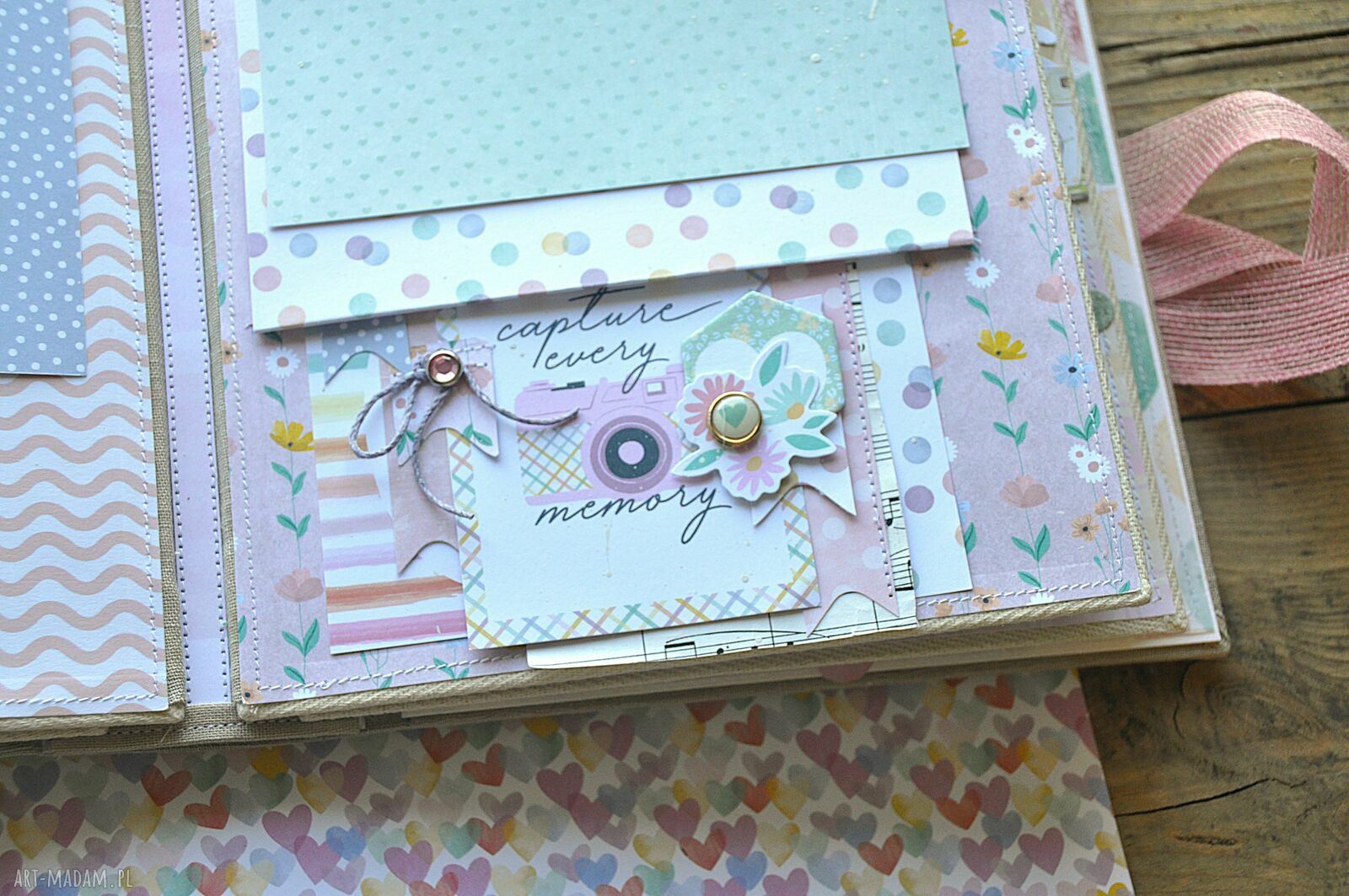 Kolorowy album dla dziewczynki 26x20 cm - scrapbooking na 30 zdjęć 10x15