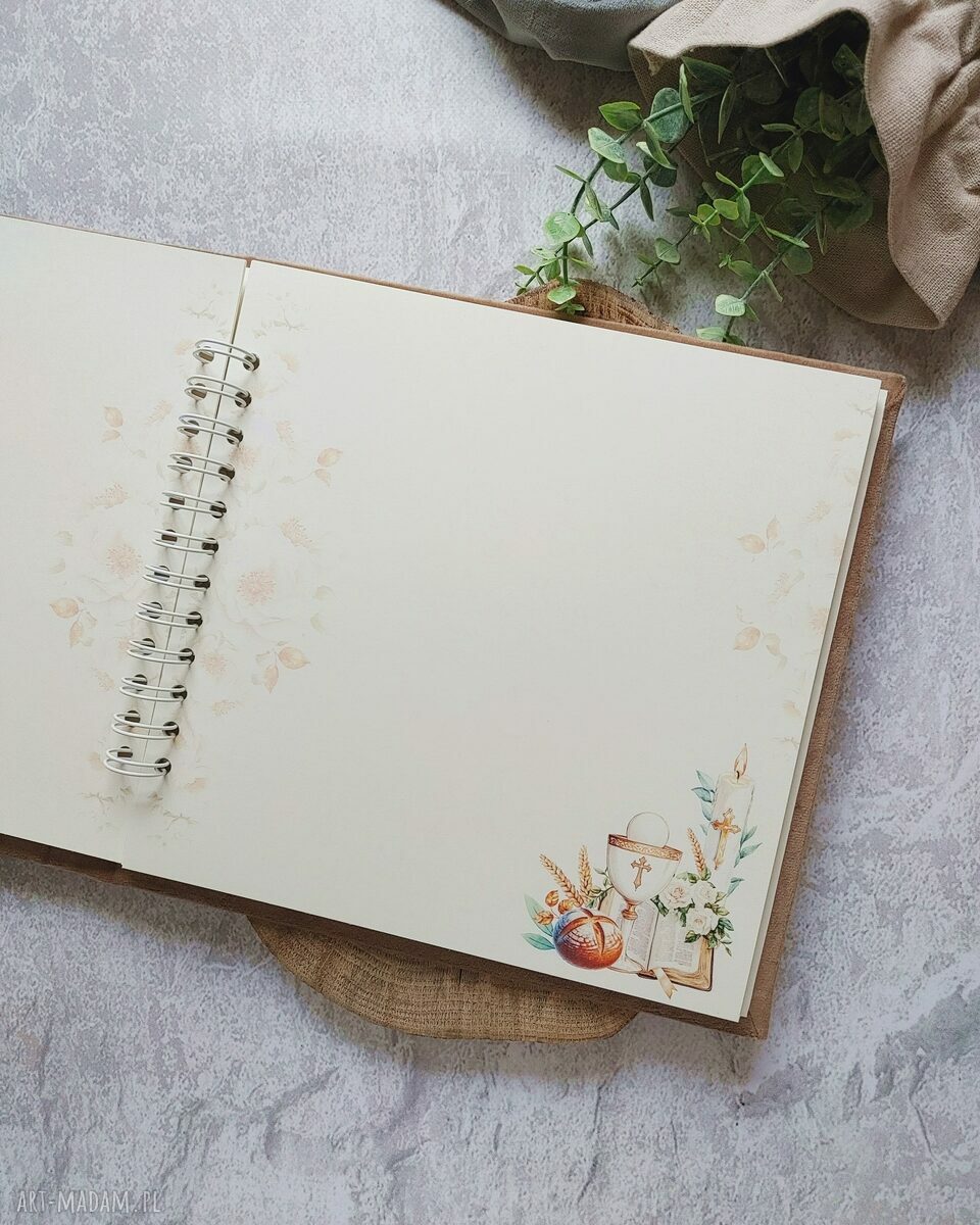 Album komunijny personalizowany - pamiątka Pierwszej Komunii
