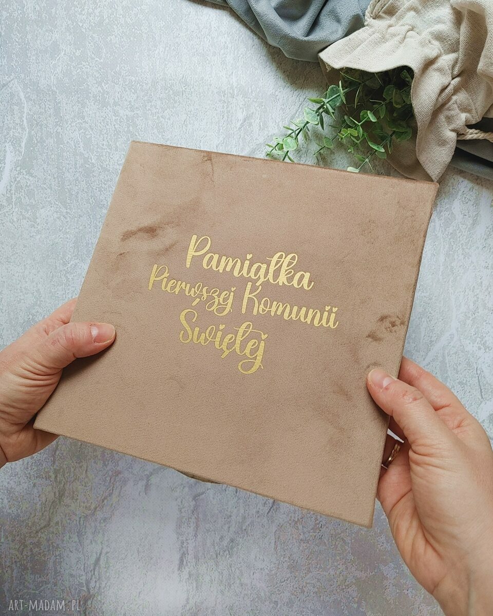Album komunijny personalizowany - pamiątka Pierwszej Komunii