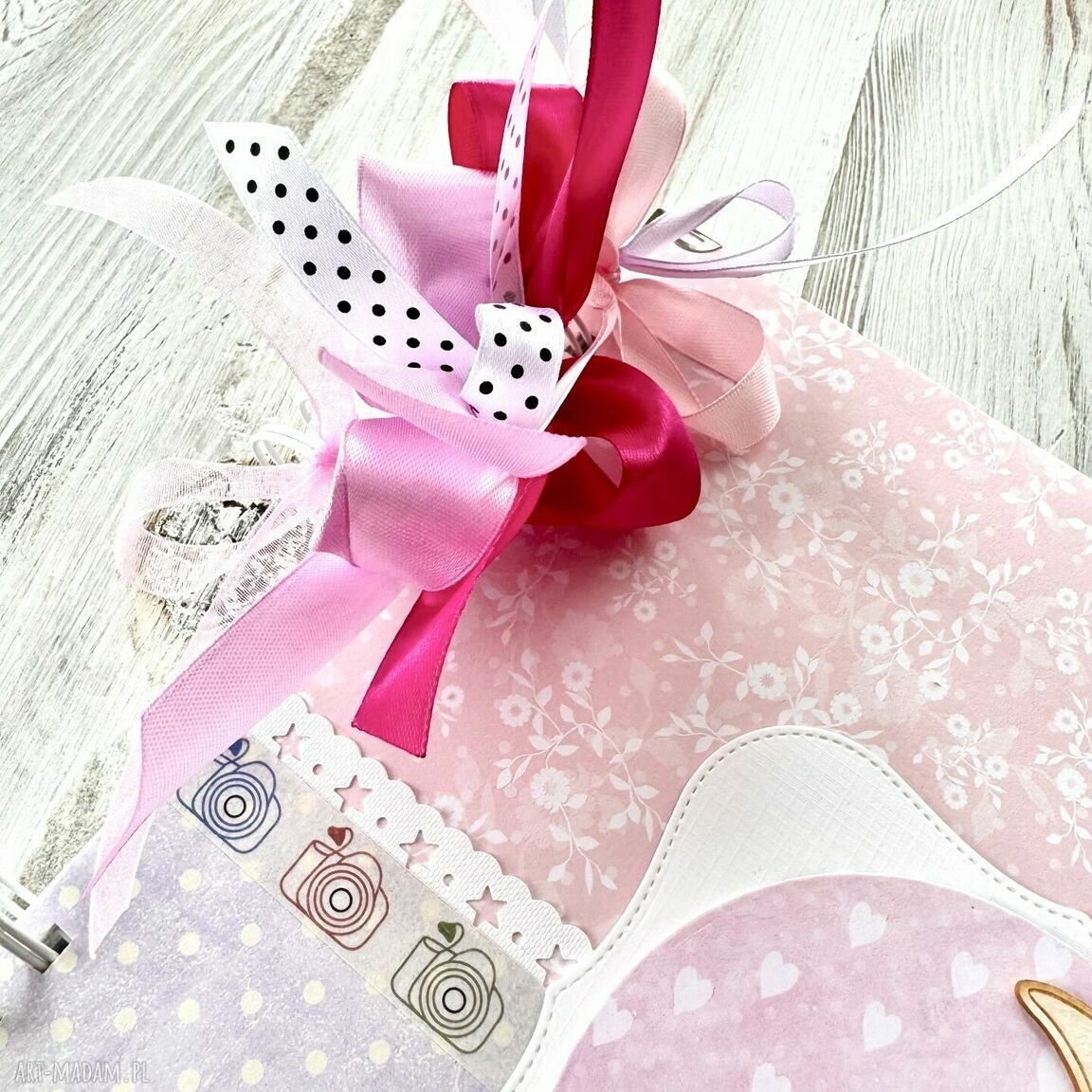 scrapbooking albumy: Album dla dziewczynki ręcznie wykonane