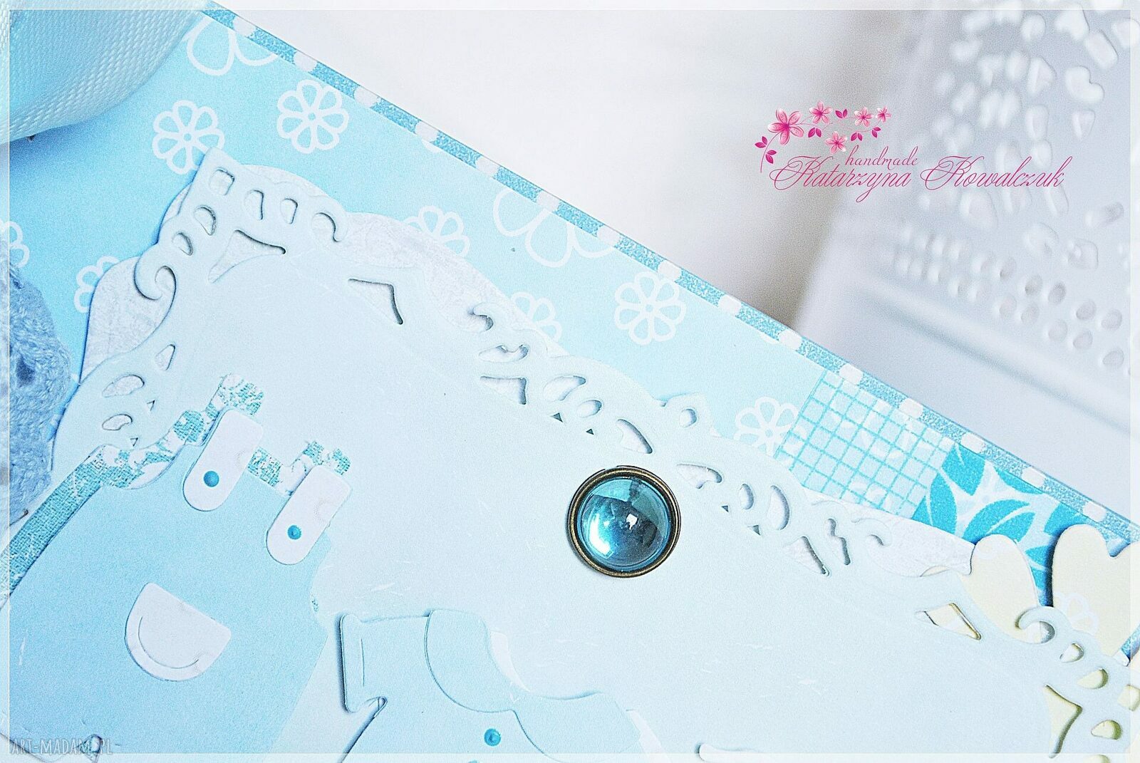 Album na zdjęcia dla chłopca na chrzest - ręcznie robiony scrapbooking w turkusie