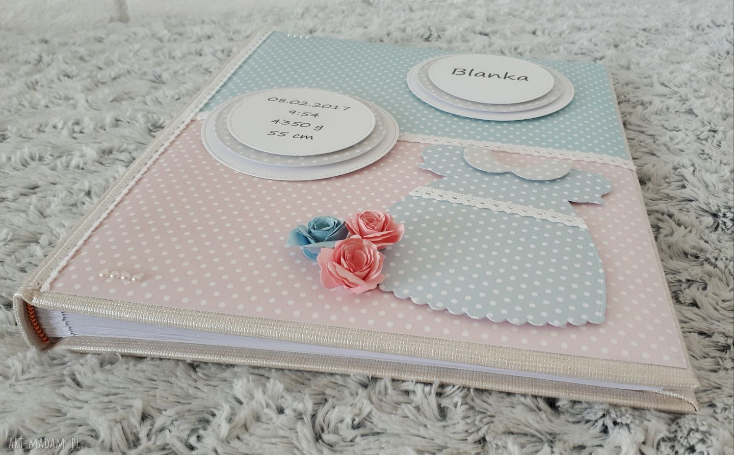 Album na zdjęcia wklejane dla dziecka - ręcznie robiony scrapbooking szyty