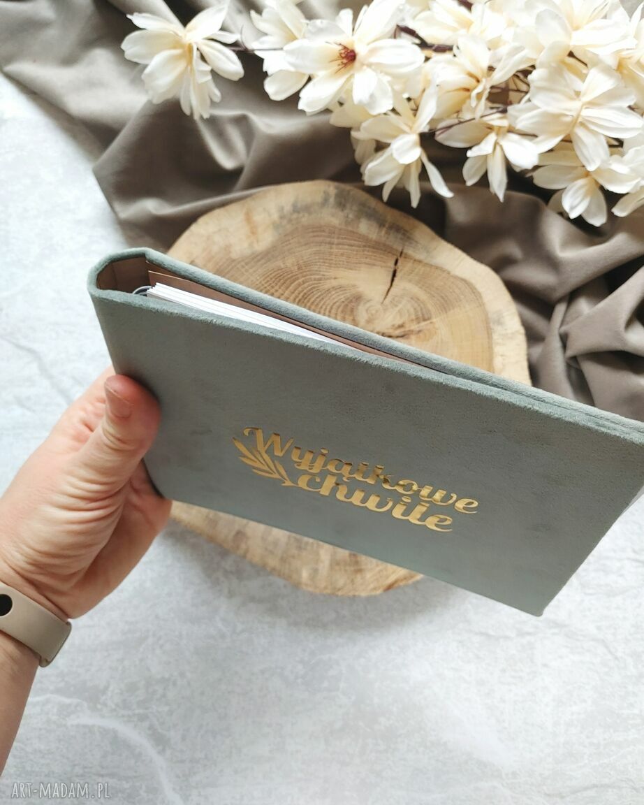 Album na zdjęcia "Wyjątkowe chwile" - ręcznie robiony scrapbooking