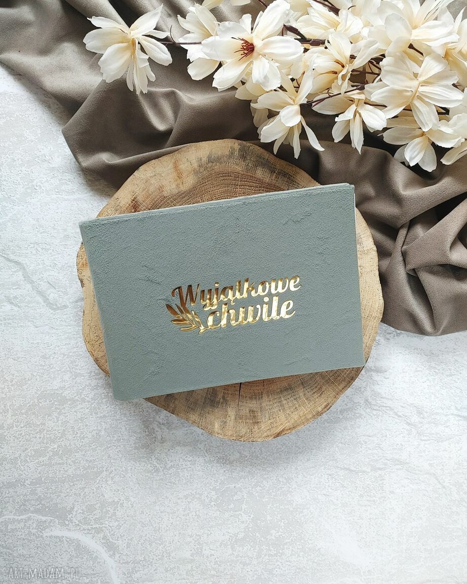 Album na zdjęcia "Wyjątkowe chwile" - ręcznie robiony scrapbooking
