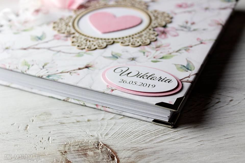 scrapbooking albumy: Album pamiętnik ręcznie wykonane