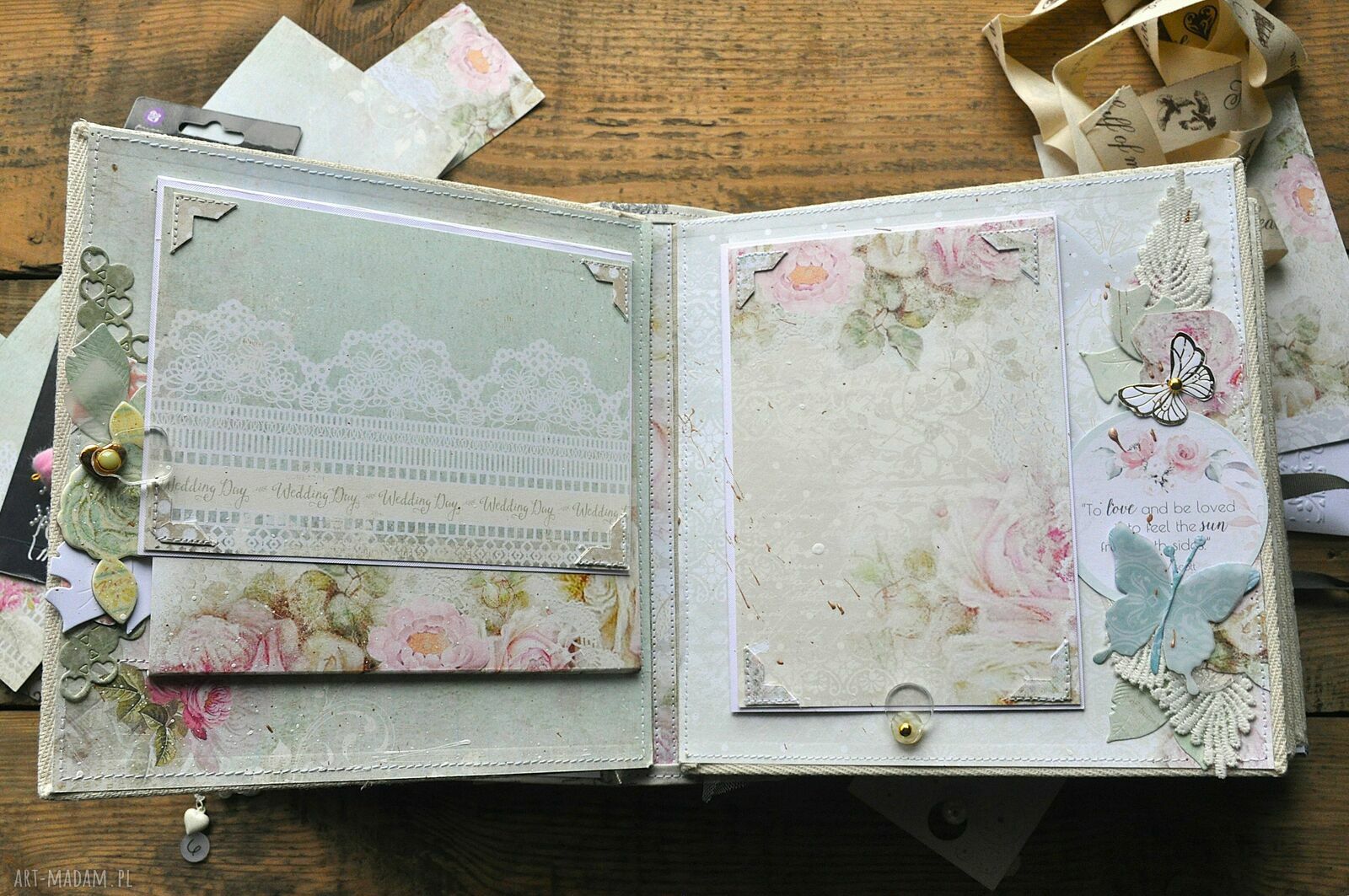 Kolorowy album ślubny w stylu boho (20x20) z koronką i wstążkami