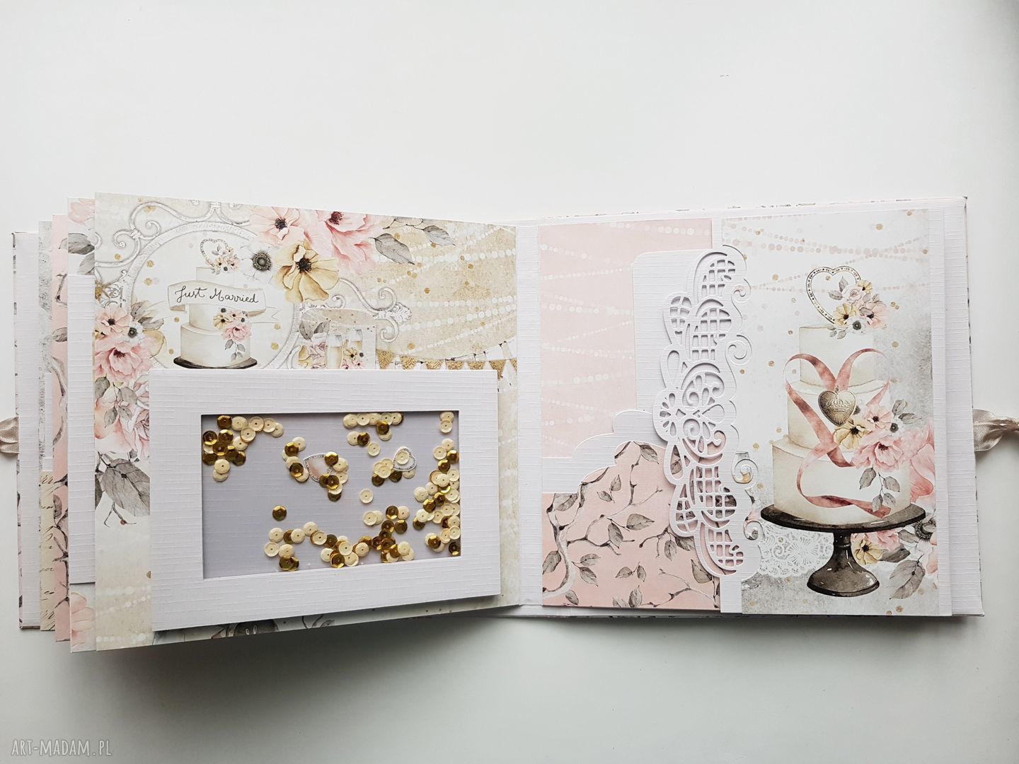 Album ślubny scrapbooking - pamiątka na zdjęcia i wzruszające dedykacje