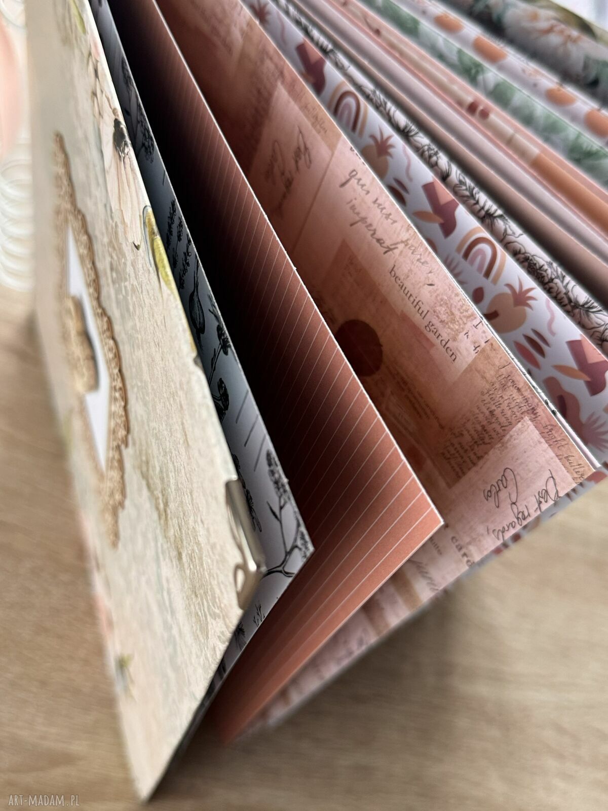 scrapbooking albumy: Album z sercem Autorskie