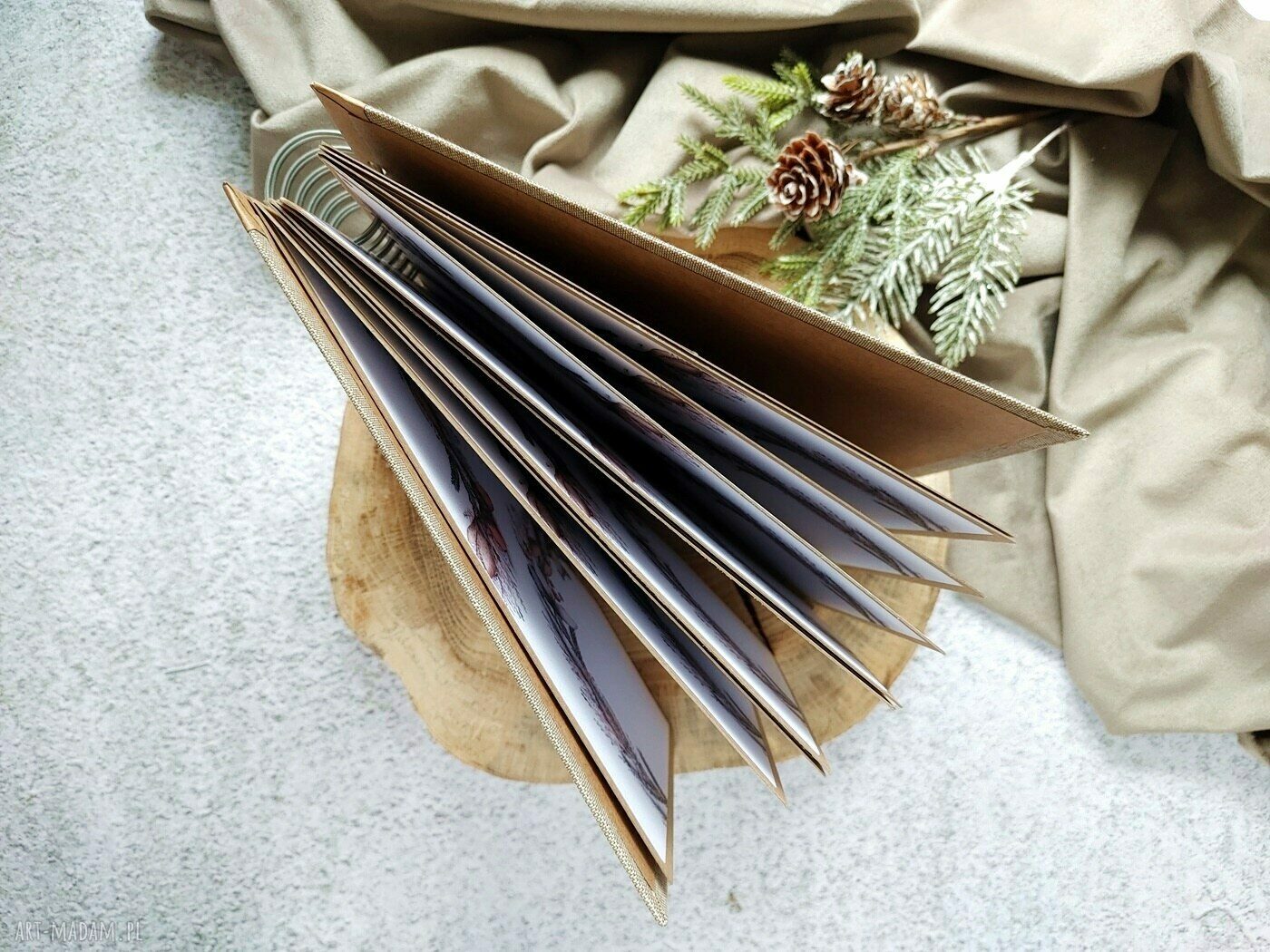 Album scrapbooking 'Zimowe wspomnienia' - zimowa pamiątka na święta