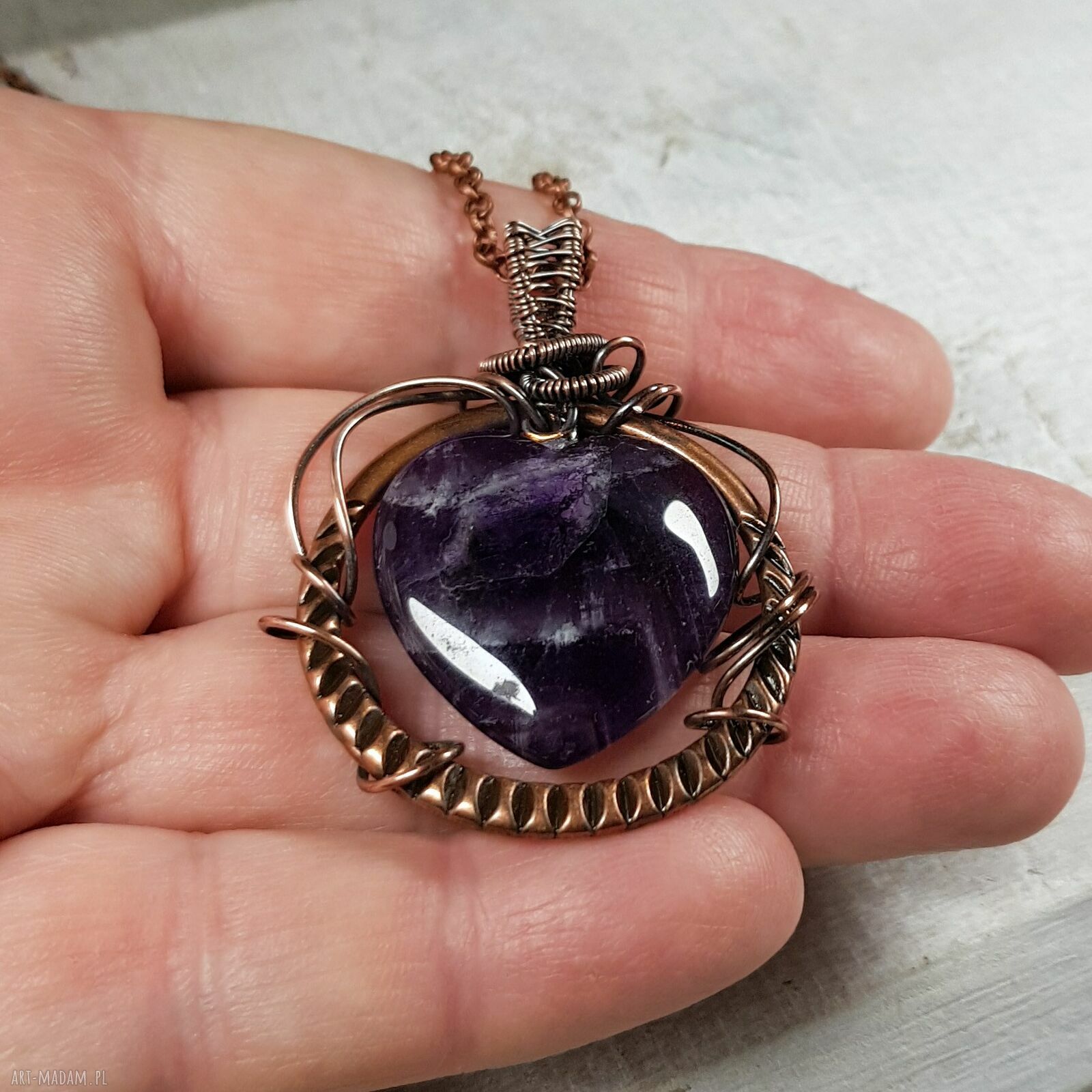 Ametystowe serce w miedzi - ręcznie robiony wisiorek wire wrapping