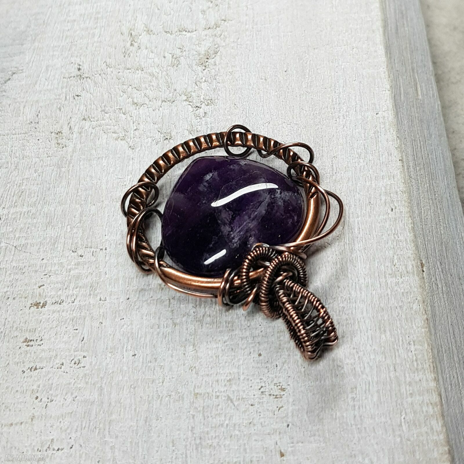 Ametystowe serce w miedzi - ręcznie robiony wisiorek wire wrapping