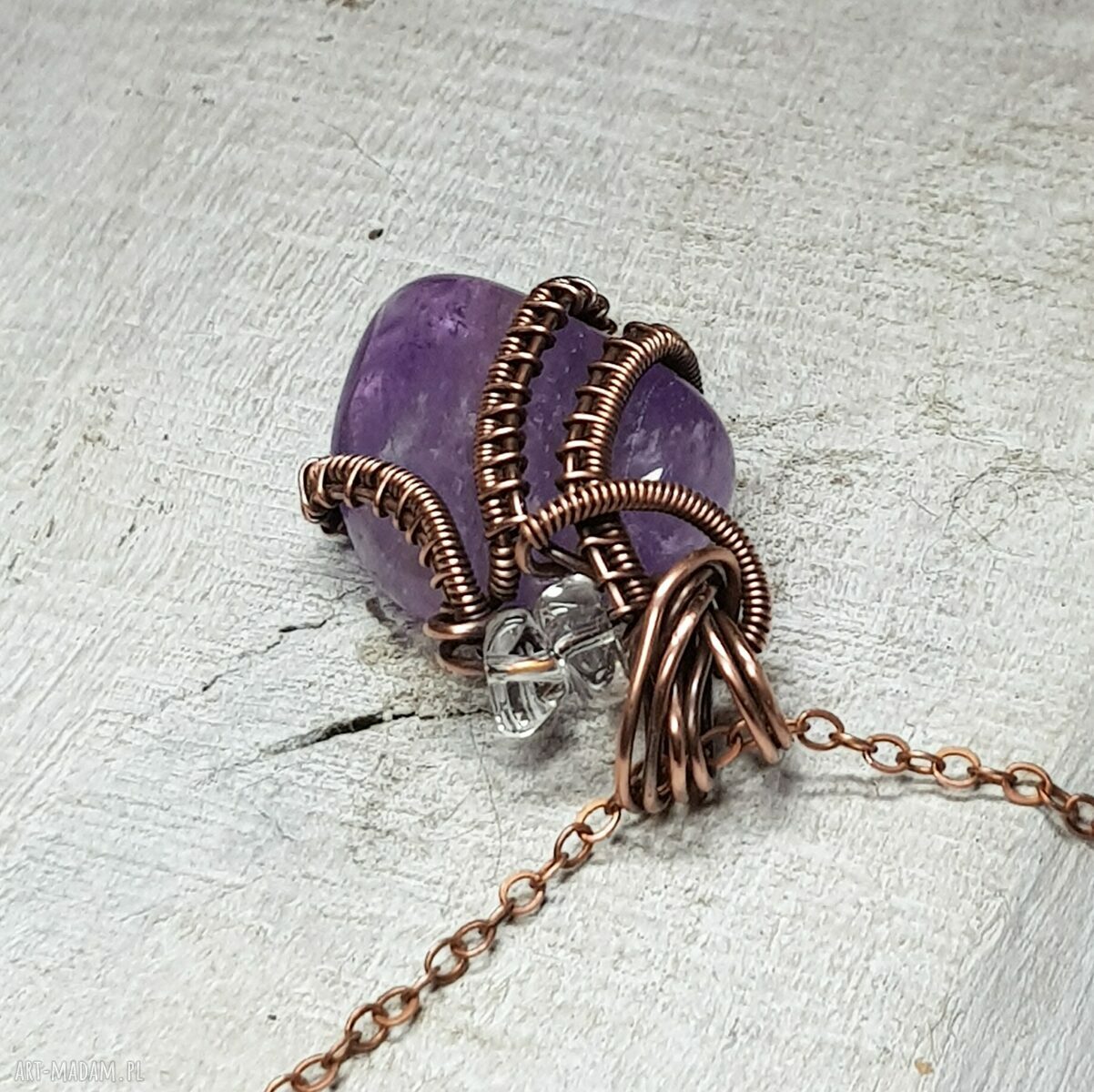 Ametyst z kryształem górskim - ręcznie robiony wisiorek z miedzi wire wrapping