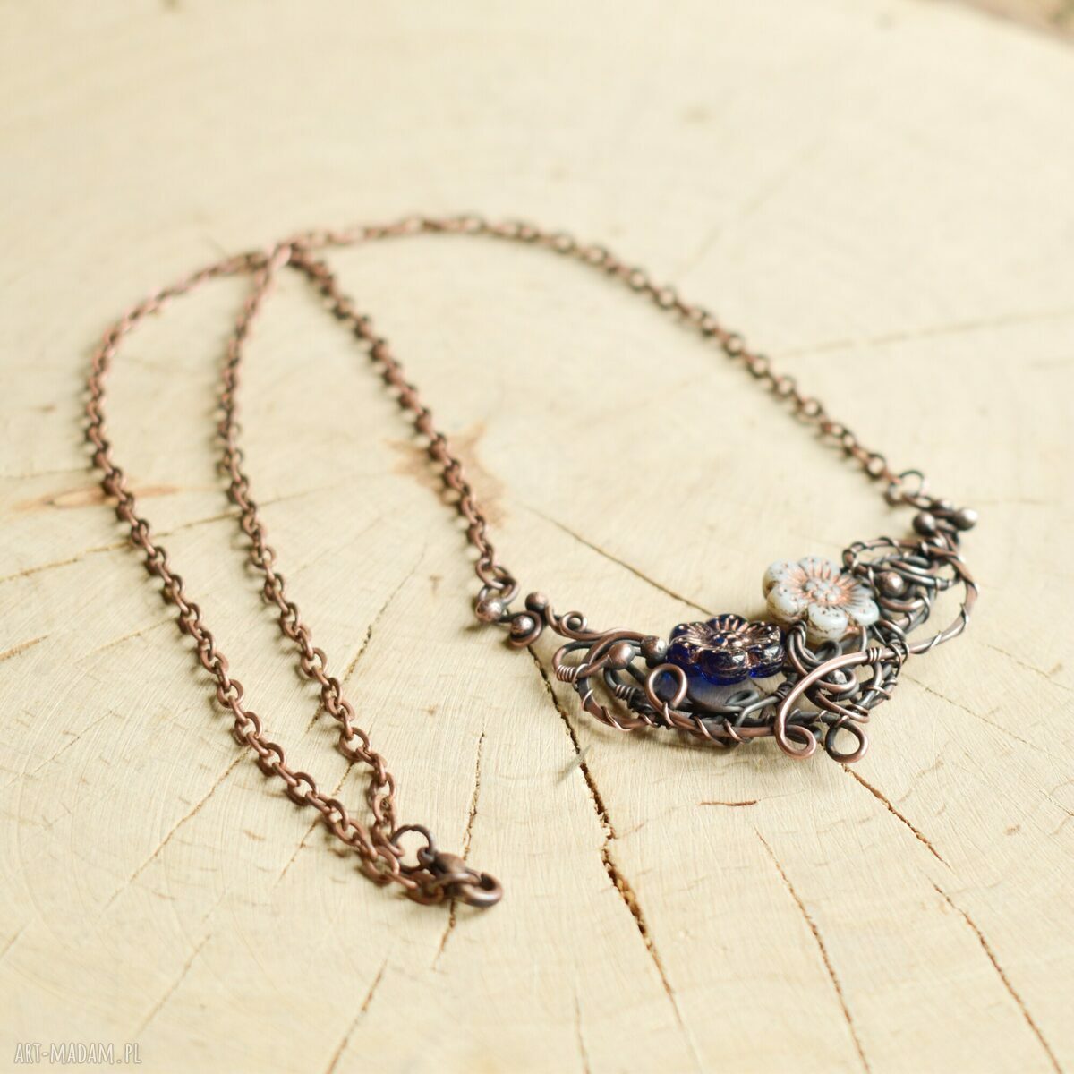 Anemonki - miedziany naszyjnik wire wrapping ze szklanymi kwiatkami