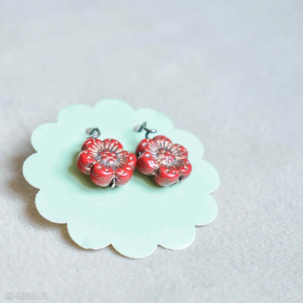 Anemonki - kolczyki ze szklanymi kwiatkami (miedziane sztyfty)