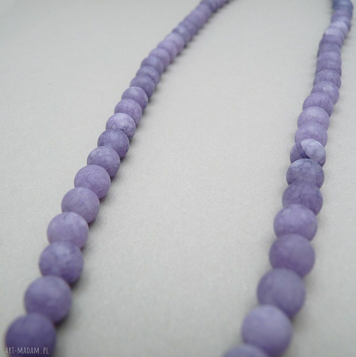 Anhydryt z kwiatem - fioletowy naszyjnik handmade