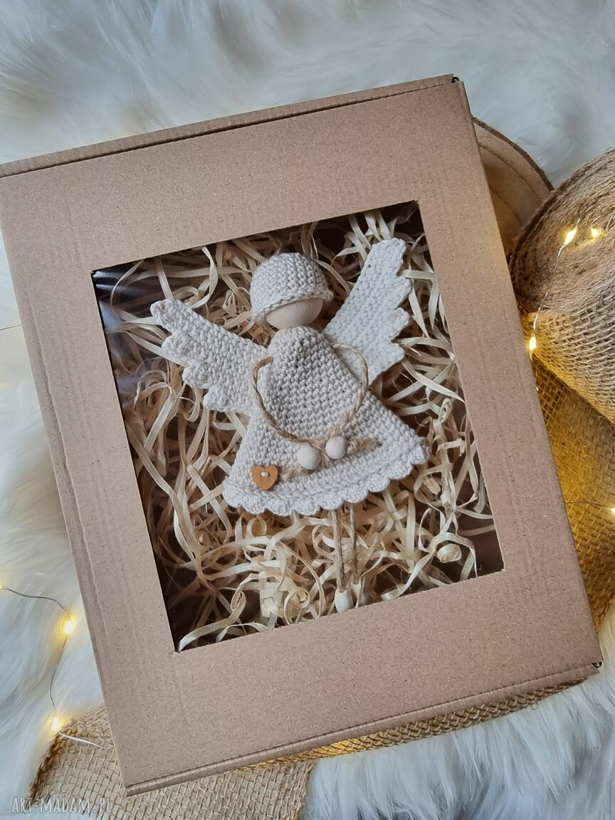 Anioł boho amulet intencyjny 20 cm ecru i zieleń - na szczęście i dobre intencje