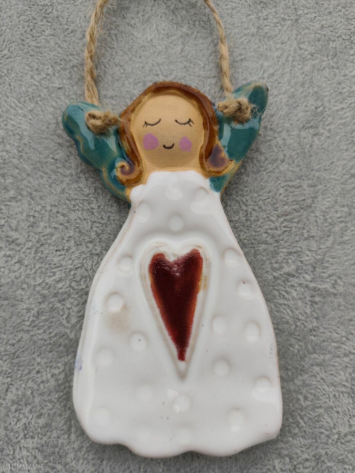 Anioł ceramiczny na chrzest i komunię - ręcznie wykonana pamiątka