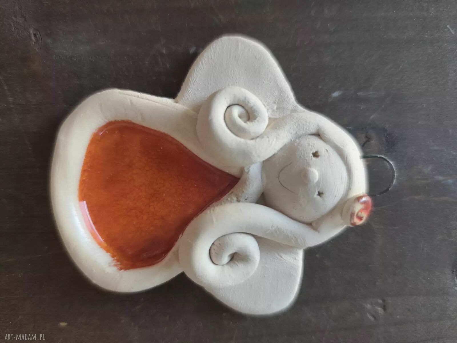 Anioł ceramiczny w kolorowej sukience - ręcznie wykonana dekoracja