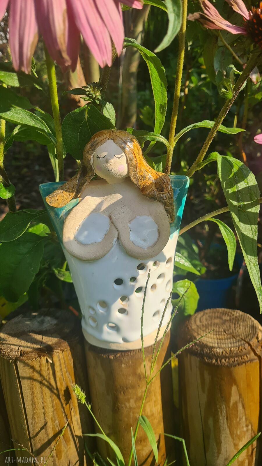 Anioł ceramiczny lampion - ciepła świąteczna atmosfera