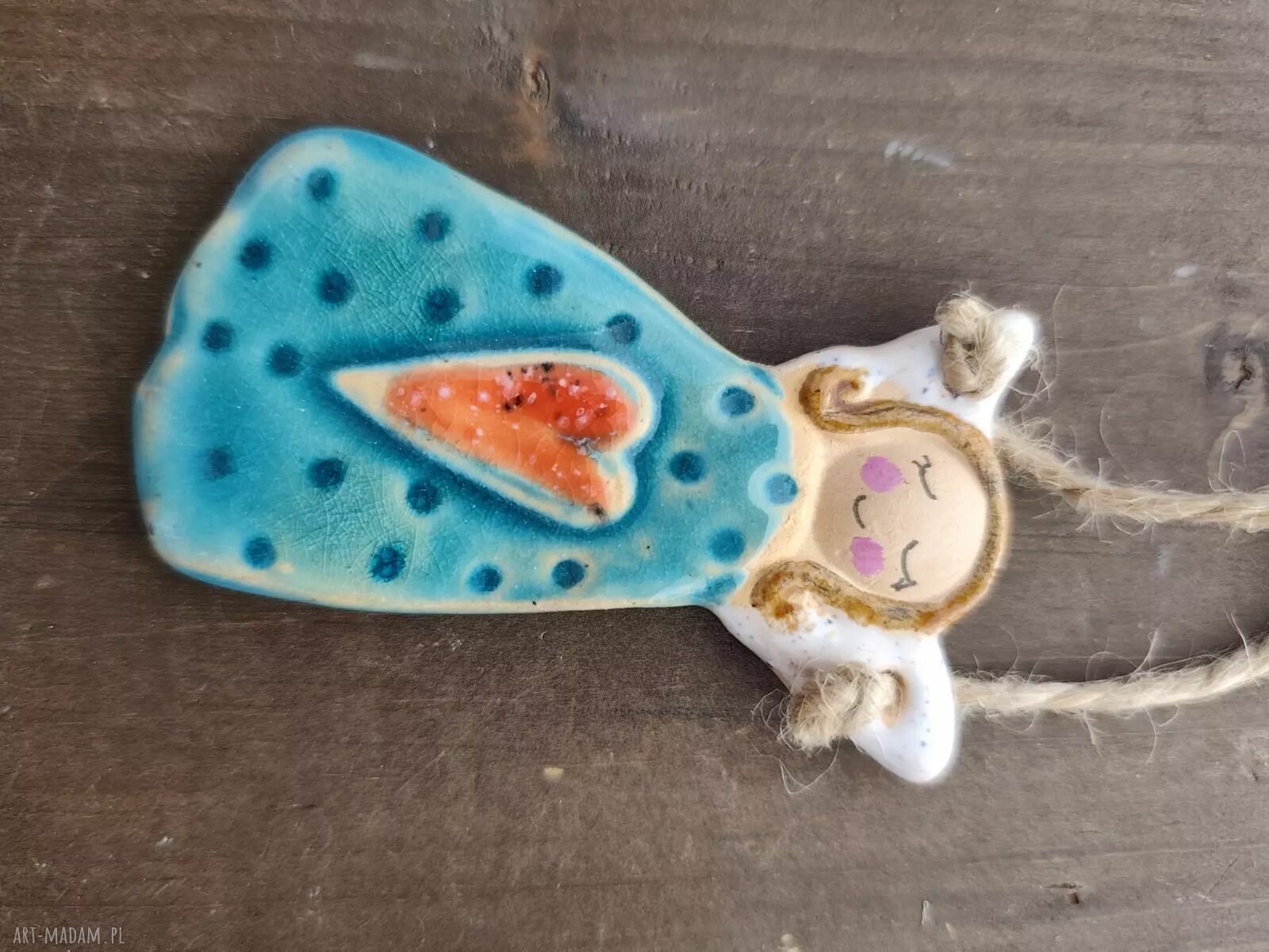 Mały ceramiczny aniołek - ręcznie robiona zawieszka