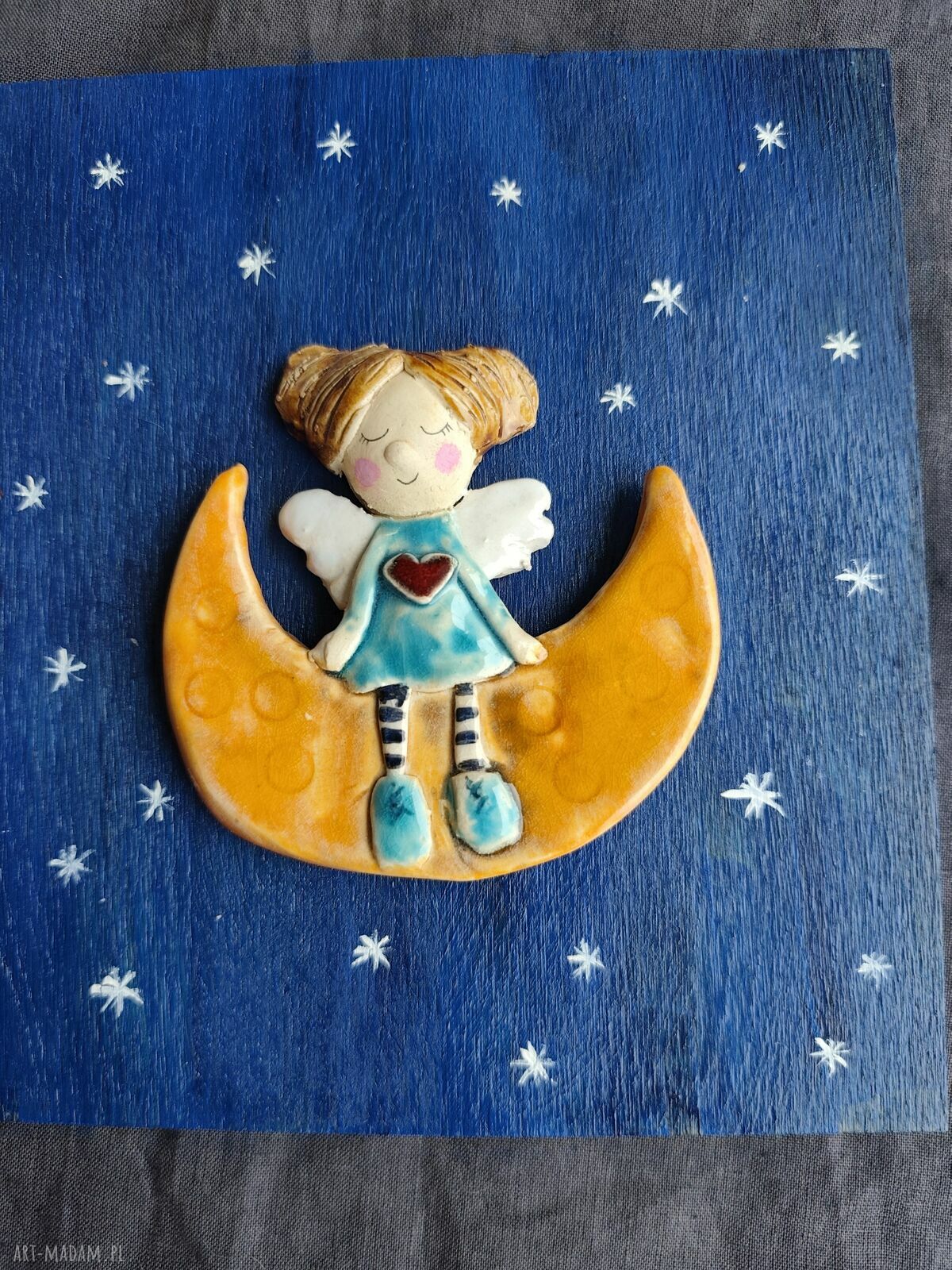 Anioł ceramiczny na desce - prezent na komunię i chrzest
