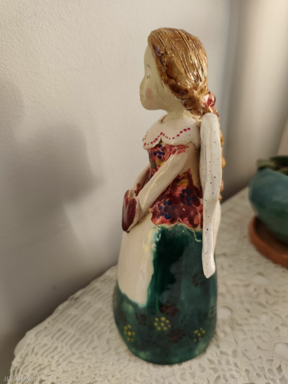 Anioł ceramiczny ręcznie szkliwiony - wyjątkowy prezent dla niej