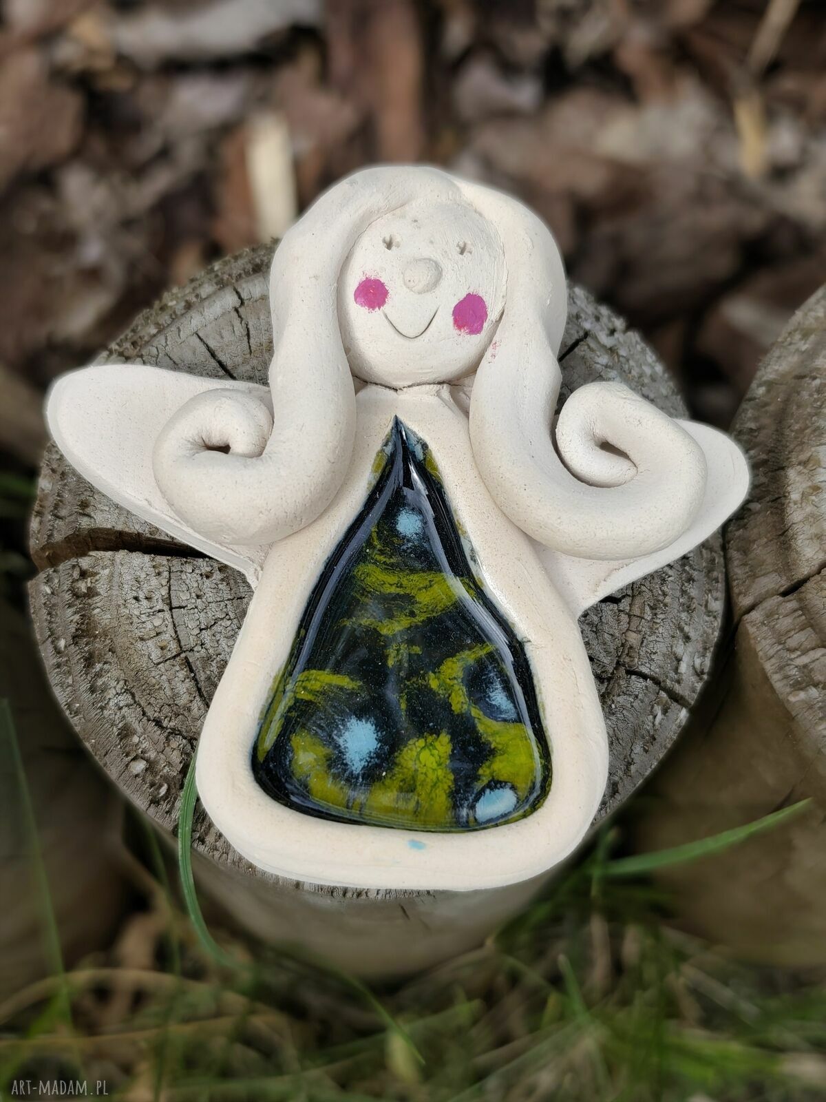 Anioł ceramiczny w kolorowej sukience - prezent na ślub