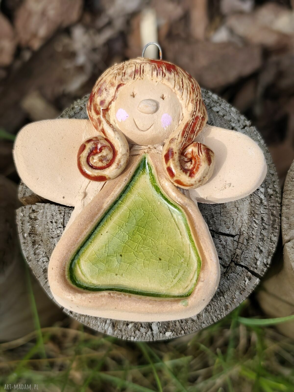 Anioł ceramiczny w kolorowej sukience - prezent ślubny