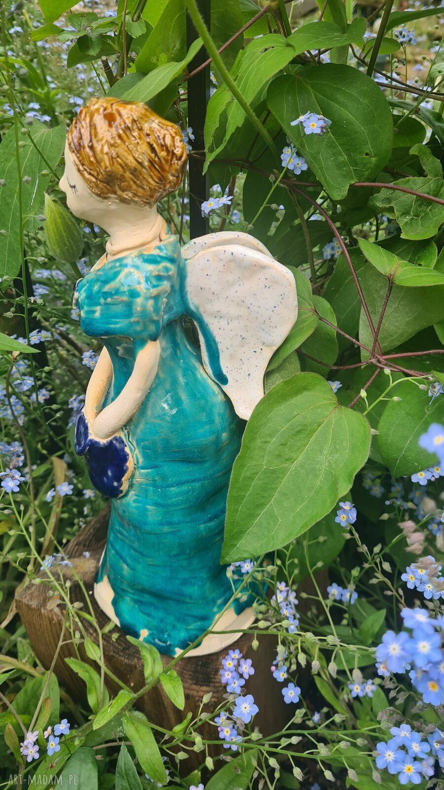 Anioł ceramiczny z torbą - turkusowa figurka handmade 26 cm