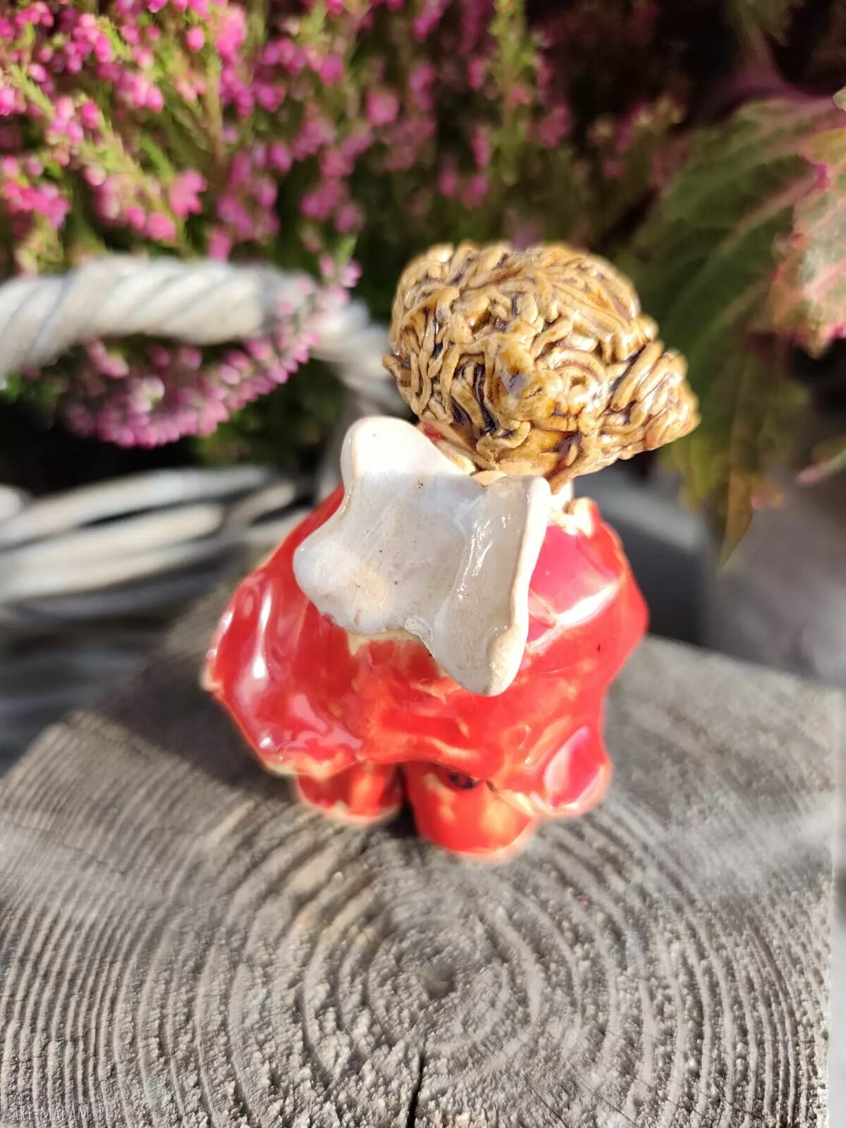Kolorowy anioł ceramiczny do zadań specjalnych