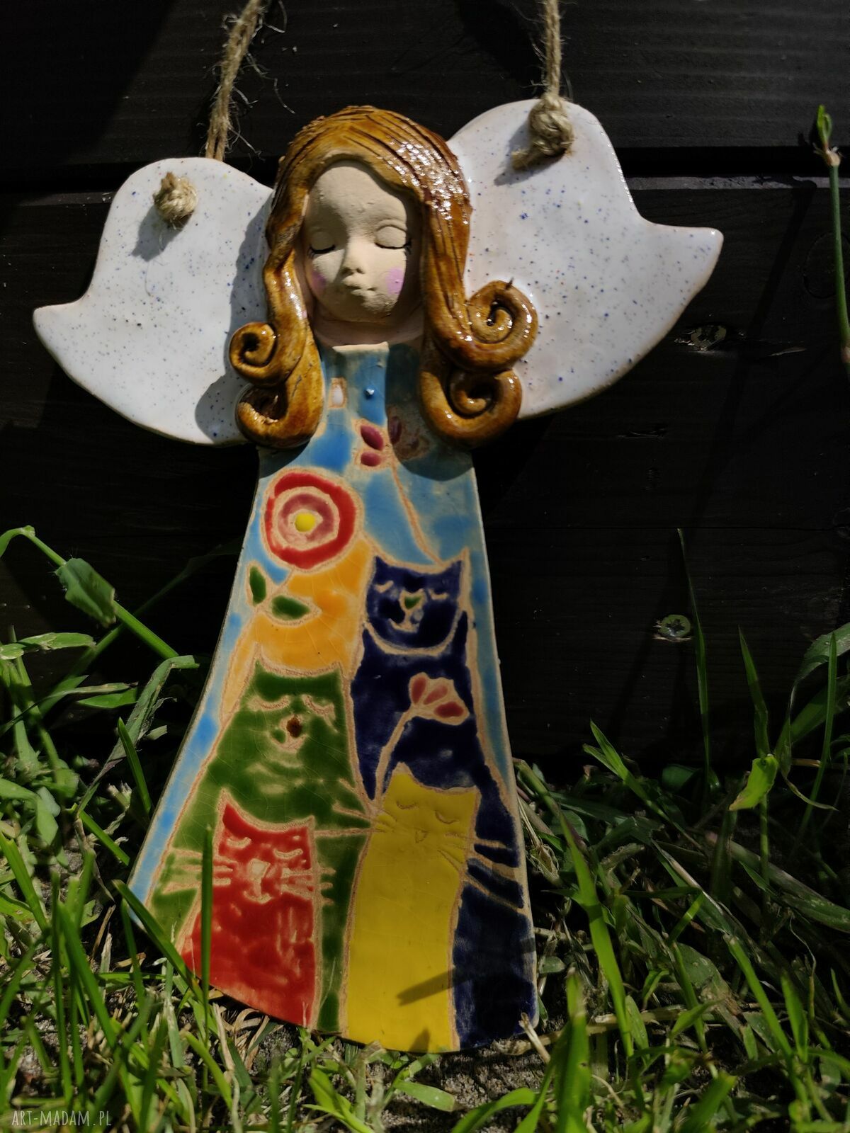 Ceramiczny anioł - ręcznie lepiona pamiątka na chrzest, komunię i ślub