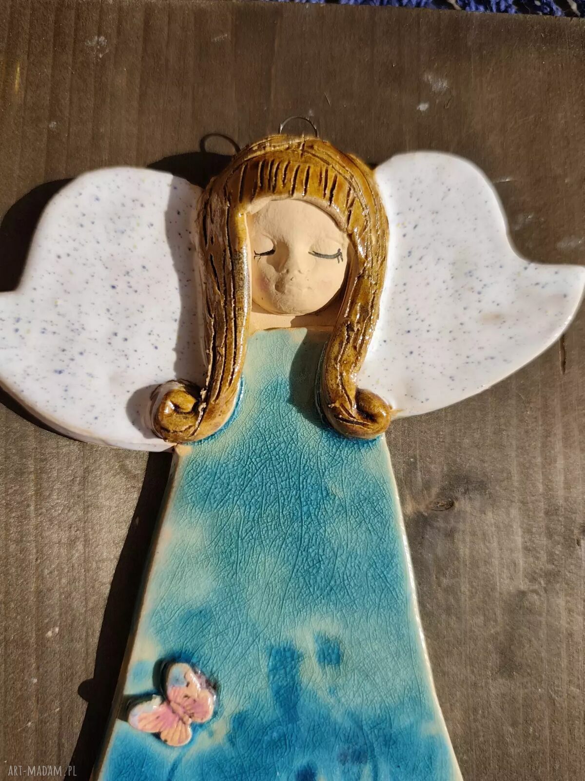 Anioł ceramiczny z motylami - turkusowa dekoracja handmade