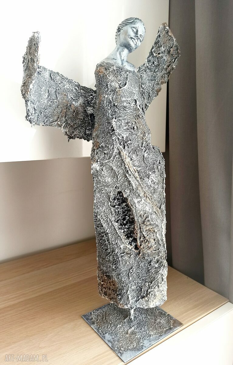 Anioł Dostatku - figura anioła stróża powertex (47 cm)