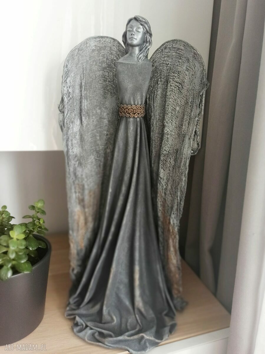 Anioł Dostatku - ręcznie robiona figura anioła stróża do domu (ok. 49 cm)