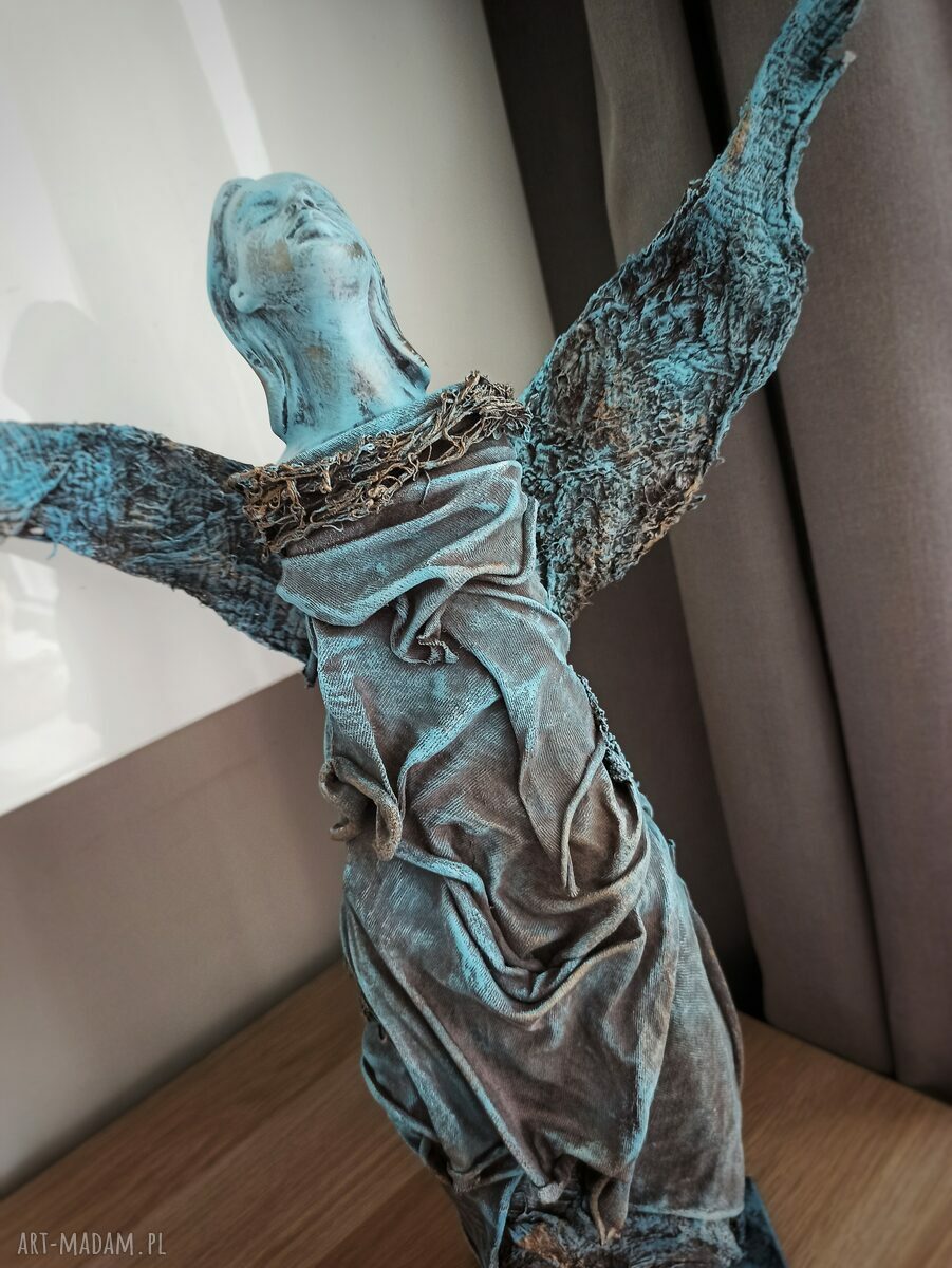 Anioł Dostatku - unikatowa figura talizmanu z Powertex (ok. 45 cm)