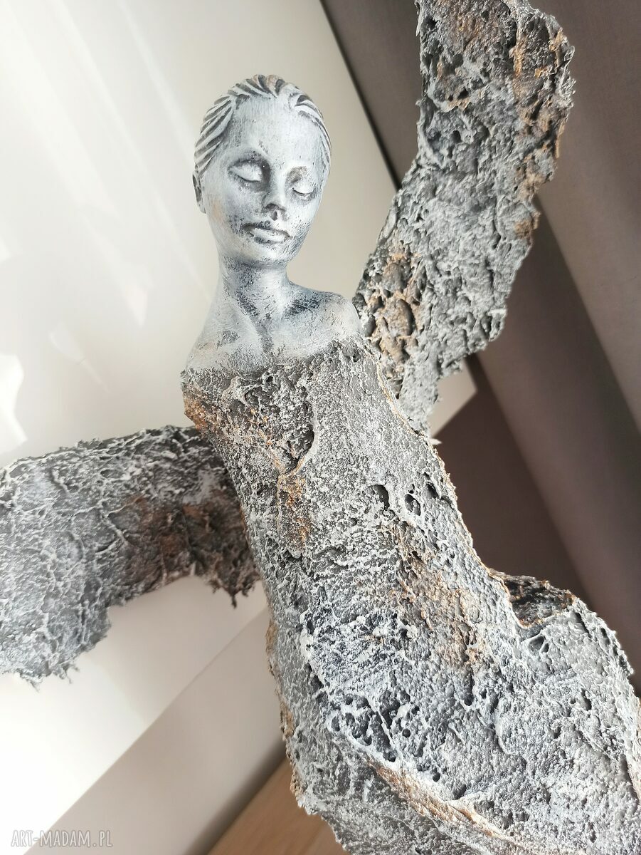 Anioł Dostatku - figura anioła stróża powertex (47 cm)