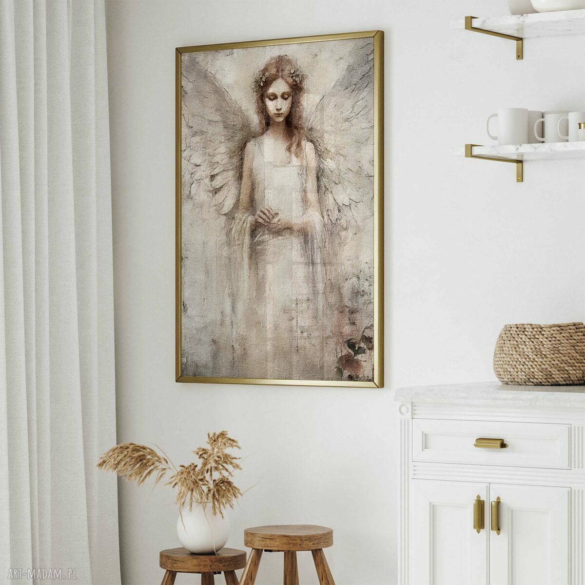 Plakat anioł na szczęście w delikatnych odcieniach beżu i bieli 40x50 cm