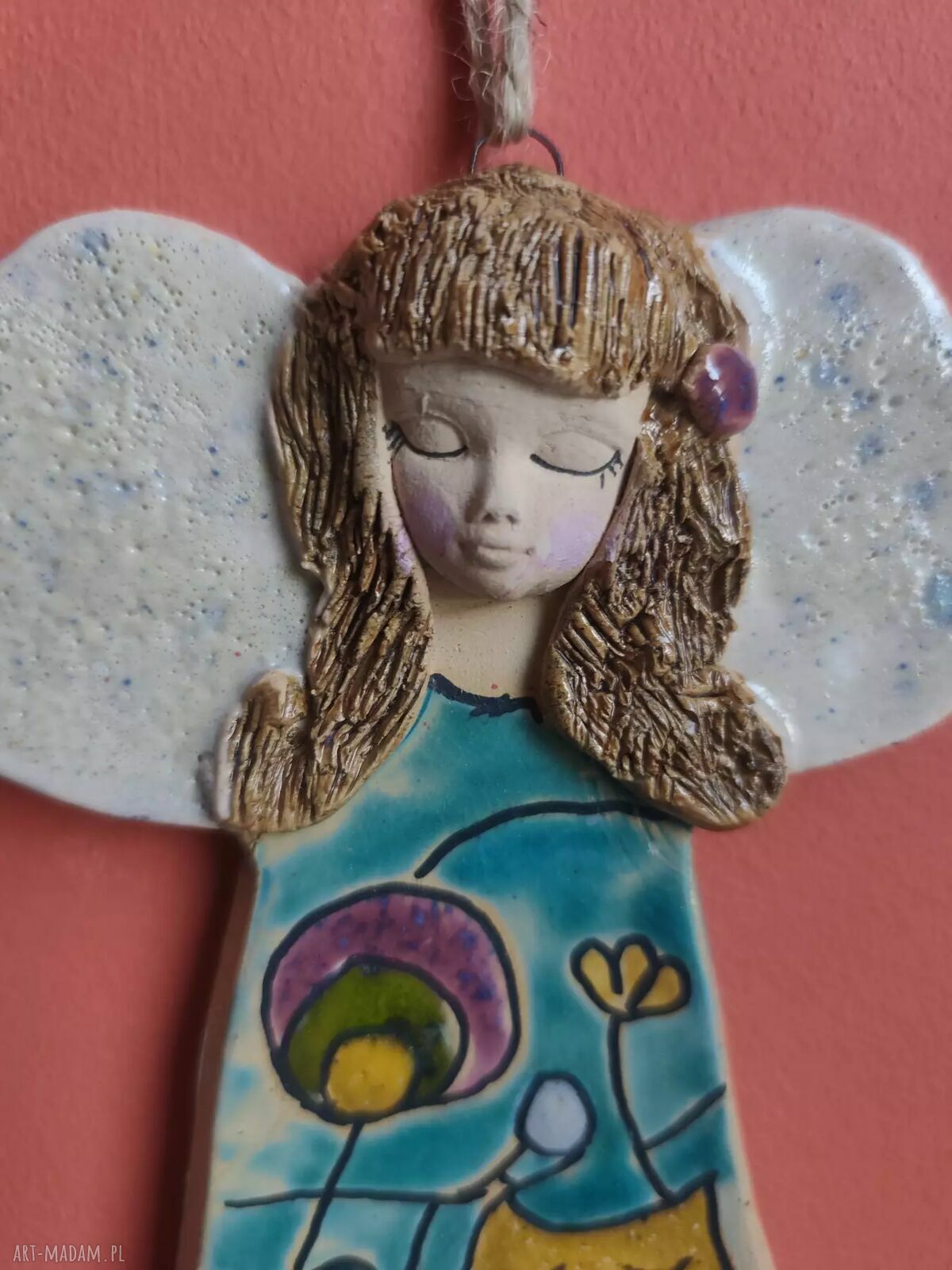 Ręcznie robiony ceramiczny anioł z kotami