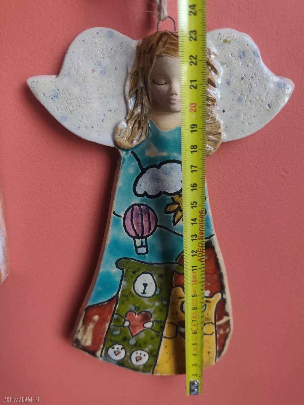 Ręcznie wykonany ceramiczny anioł z misiami
