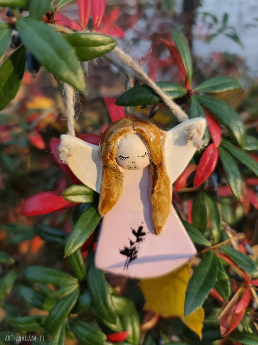 Aniołek ceramiczny - ręcznie wykonana ozdoba świąteczna 8 cm