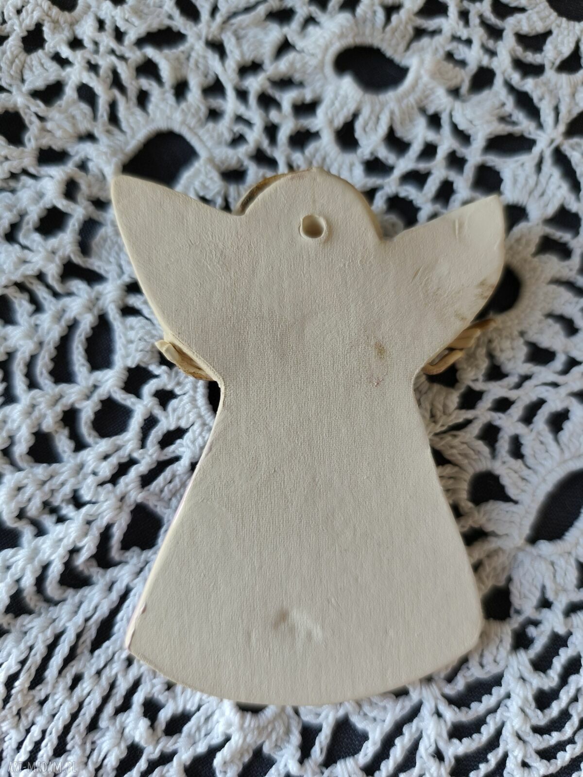 Aniołek ceramiczny w różowej sukience - figurka 9 cm