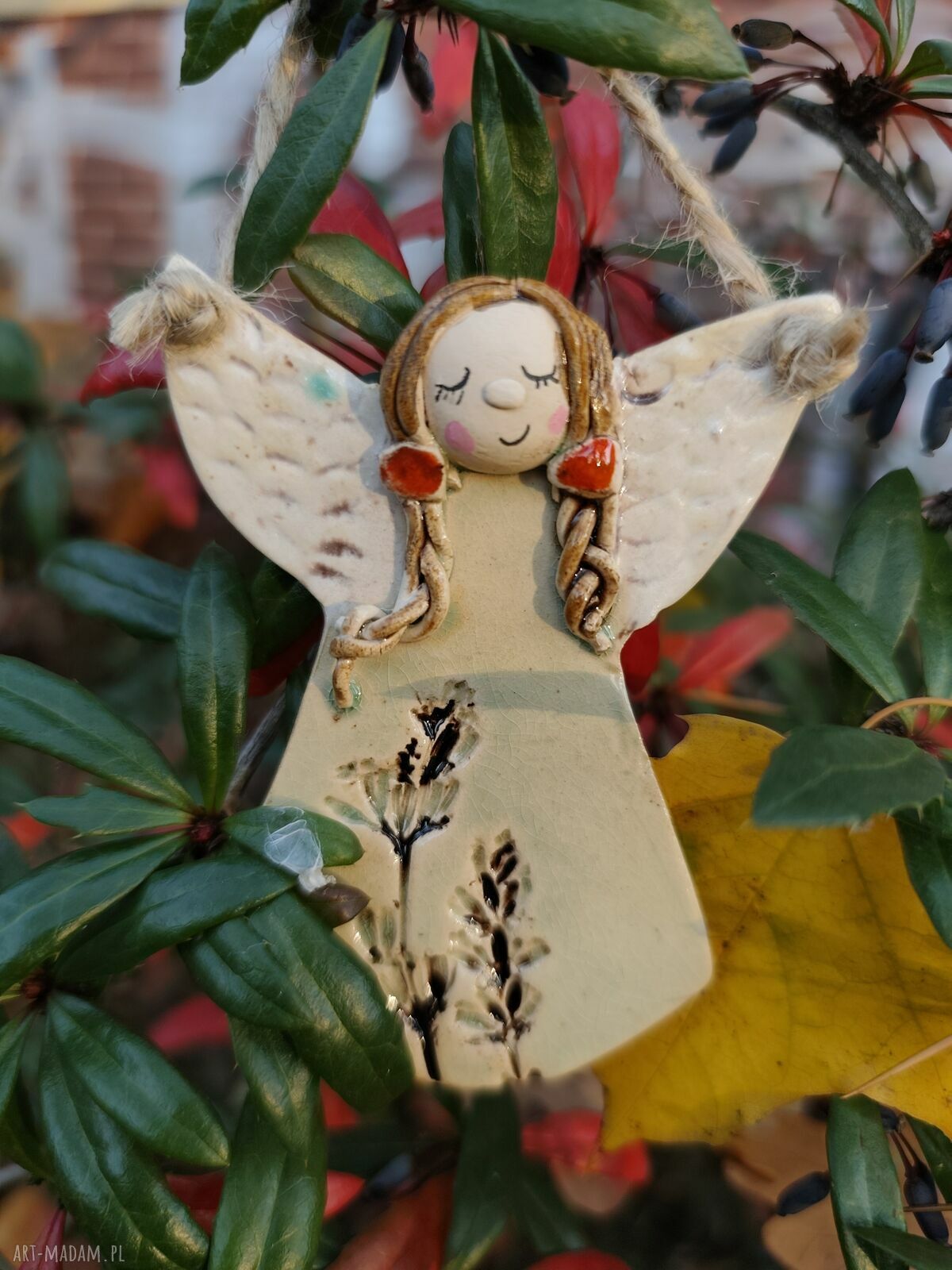 Aniołek ceramiczny Wolna Chwila - świąteczny prezent bożonarodzeniowy, 8 cm