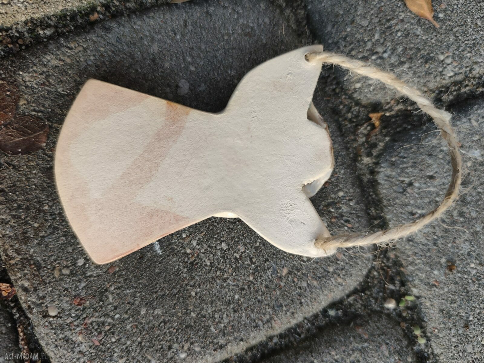 Aniołek ceramiczny 8 cm - bożonarodzeniowy prezent i dekoracja na ścianę