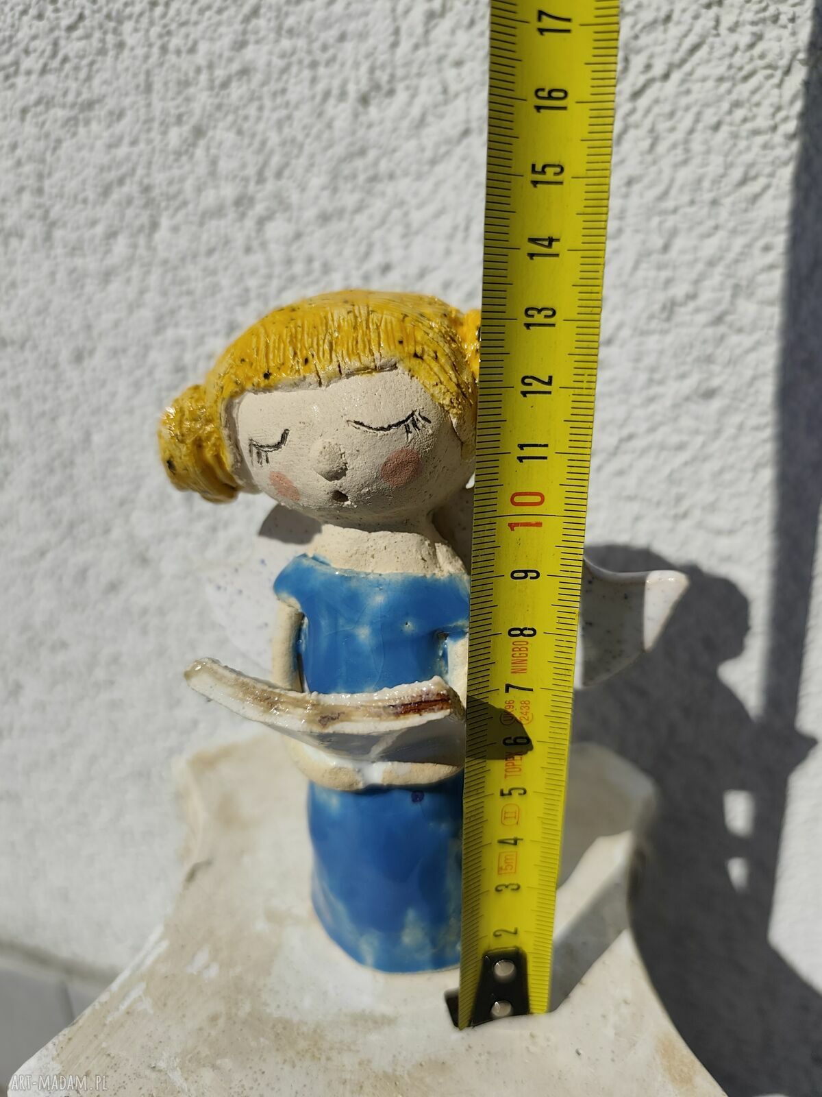 Ceramiczny aniołek na chrzest i komunię - ręcznie robiona pamiątka