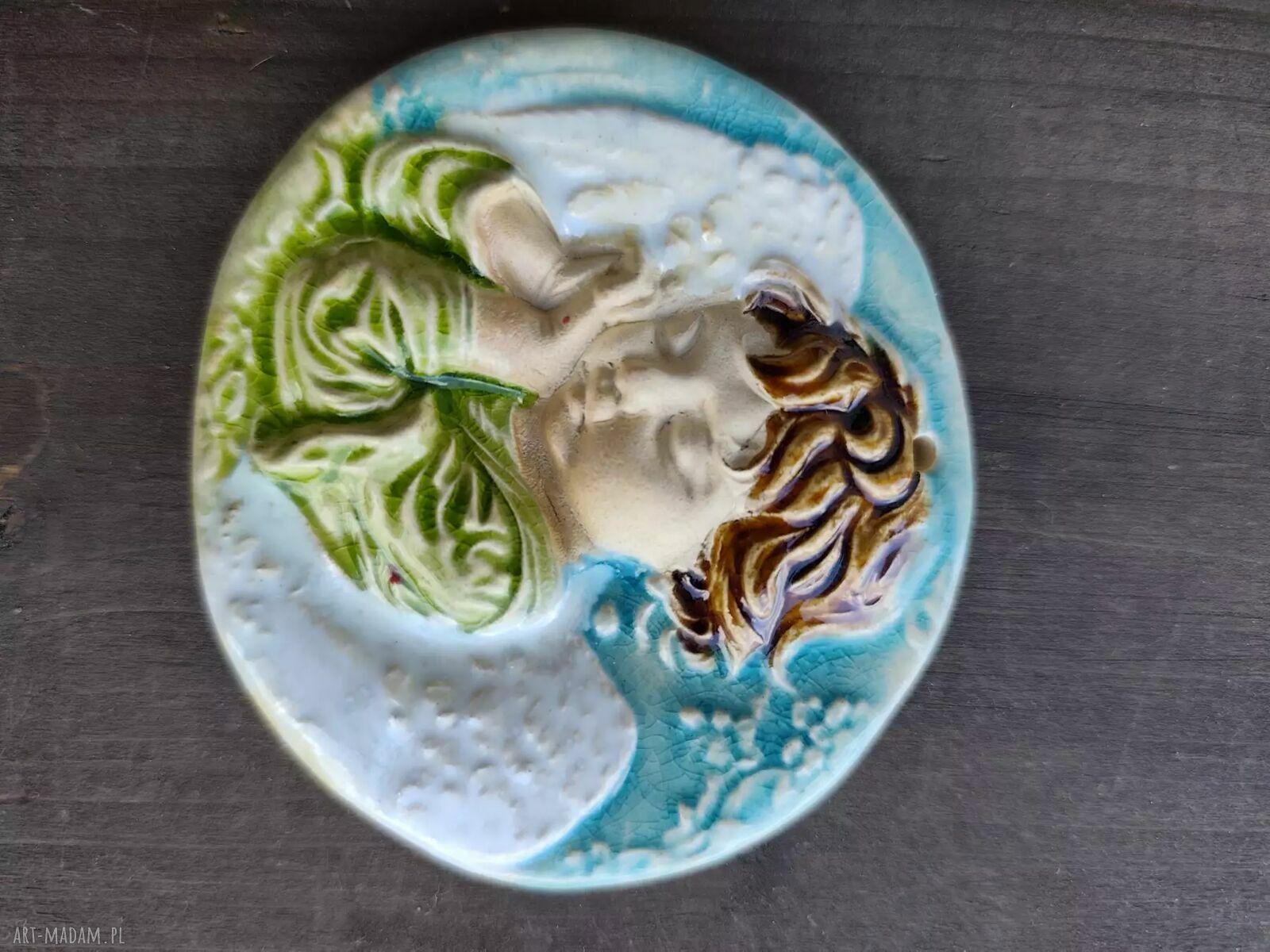 Śpiący aniołek ceramiczny - ręcznie wykonana dekoracja