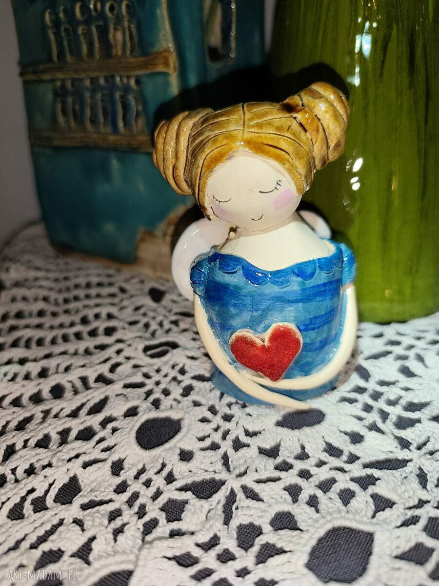 Aniołek ceramiczny na Boże Narodzenie - Wolna Chwila (ok. 9 cm)