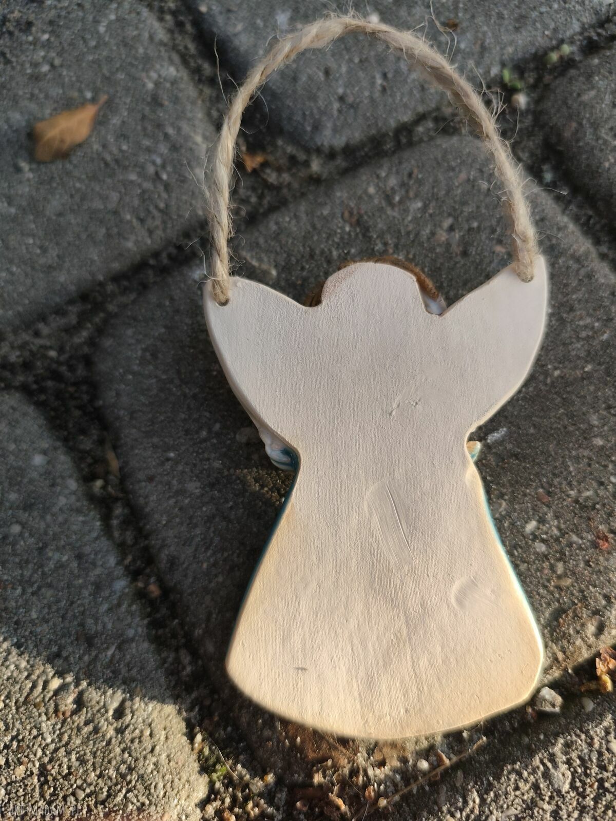 Aniołek ceramiczny 8 cm - rękodzieło do Twojego domu