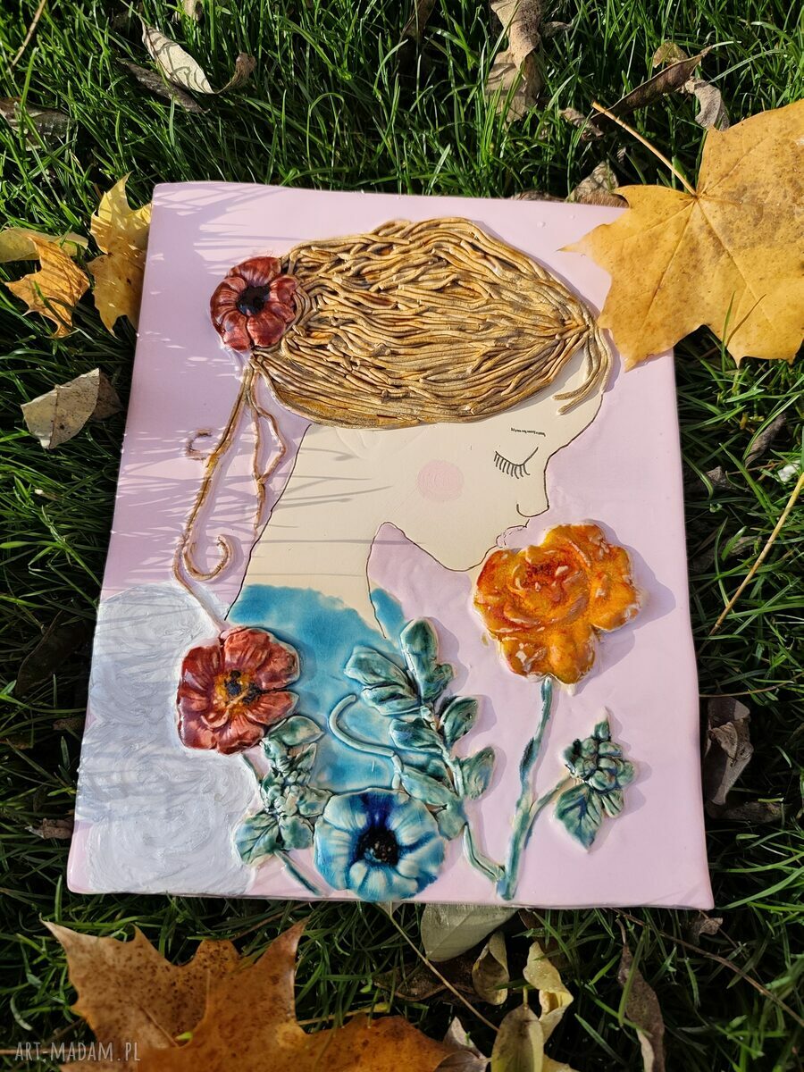 Aniołek ceramiczny do powieszenia na ścianie (23,5 x 19 cm)