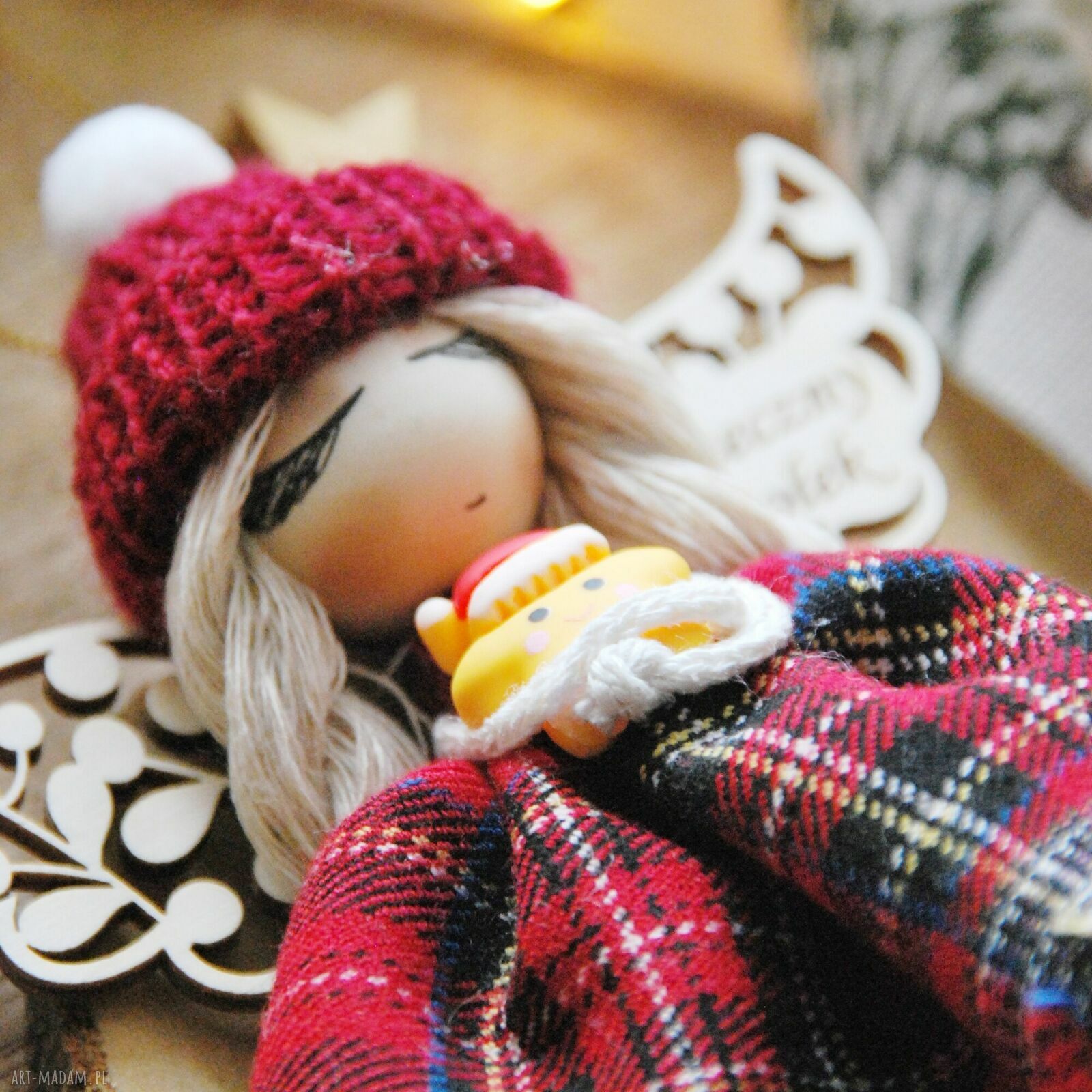 Świąteczny aniołek handmade - urocza anielinka na prezent
