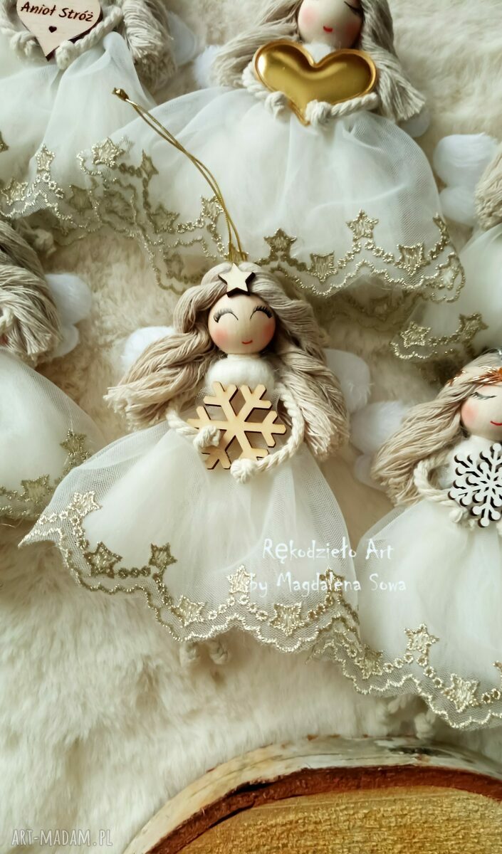 Aniołek ze śnieżynką - zawieszka bożonarodzeniowa 100% handmade